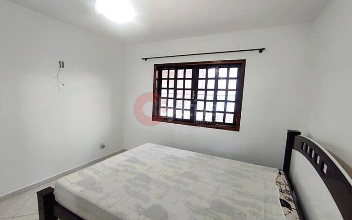 Casa para alugar com 2 quartos, 360m² - Foto 9