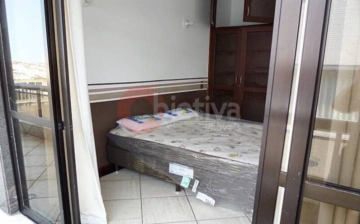 Apartamento à venda com 5 quartos, 200m² - Foto 7