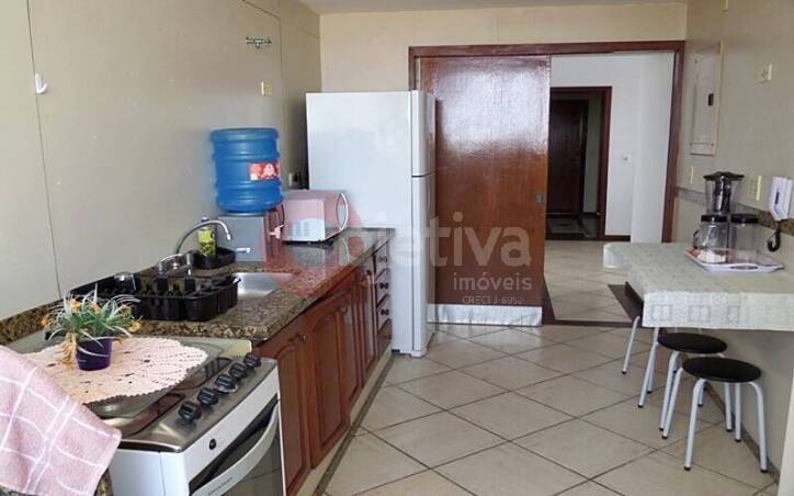 Apartamento à venda com 5 quartos, 200m² - Foto 12