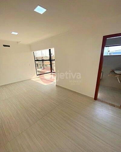 Casa à venda com 3 quartos, 136m² - Foto 17