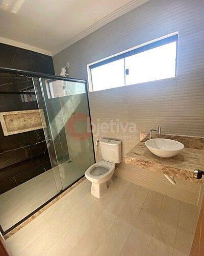 Casa à venda com 3 quartos, 136m² - Foto 18