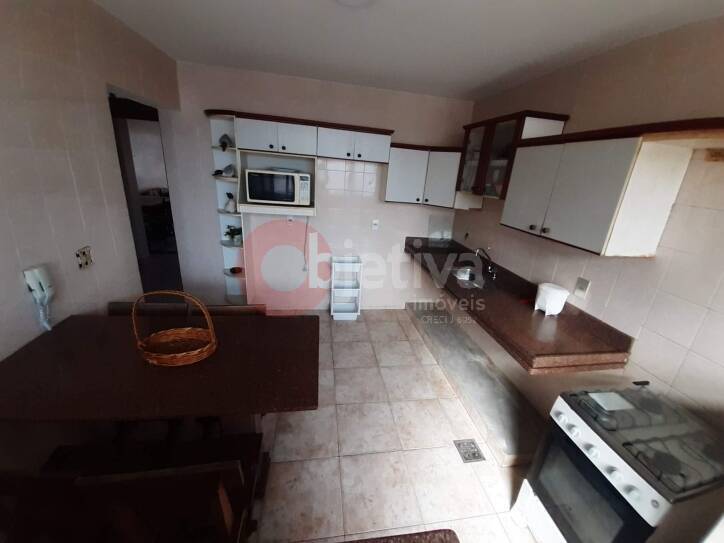 Apartamento à venda com 3 quartos, 130m² - Foto 7