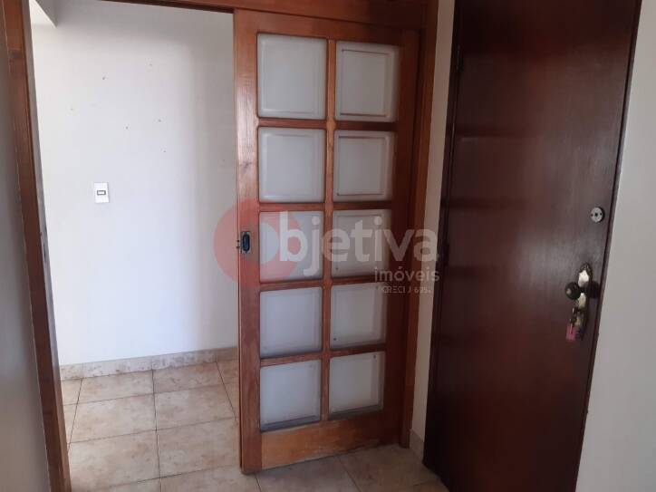 Apartamento à venda com 3 quartos, 130m² - Foto 14