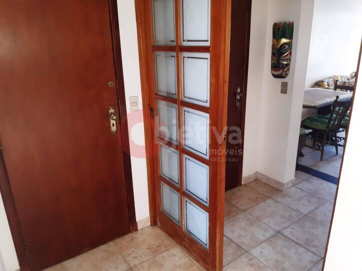 Apartamento à venda com 3 quartos, 130m² - Foto 15