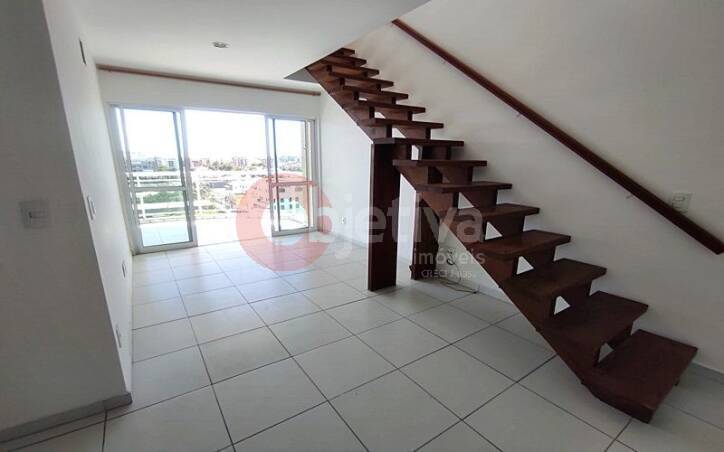 Cobertura à venda com 3 quartos, 150m² - Foto 1