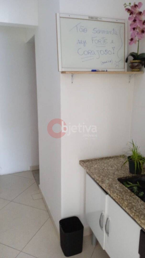 Apartamento à venda com 2 quartos, 1m² - Foto 4