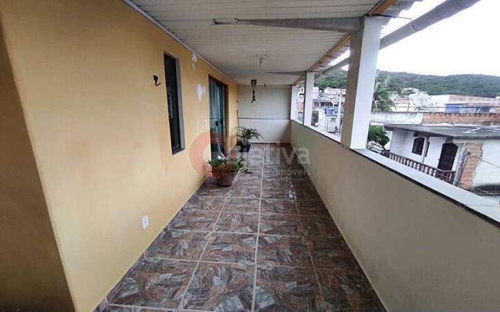 Casa à venda com 7 quartos, 300m² - Foto 22