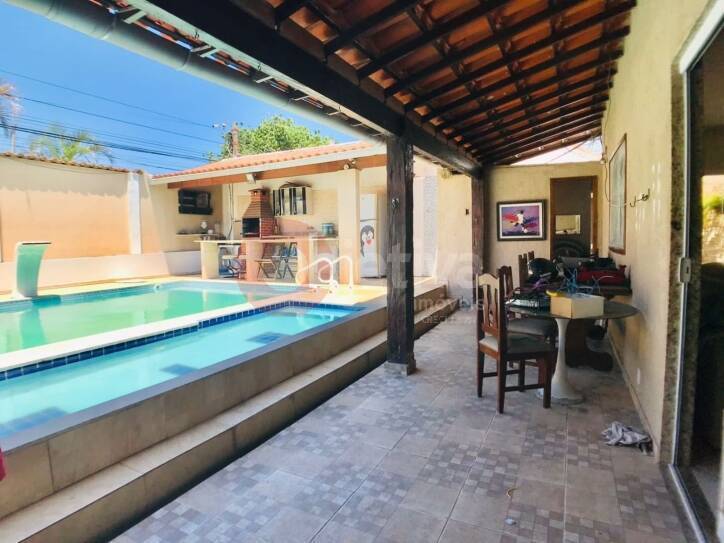 Casa à venda com 5 quartos, 360m² - Foto 10