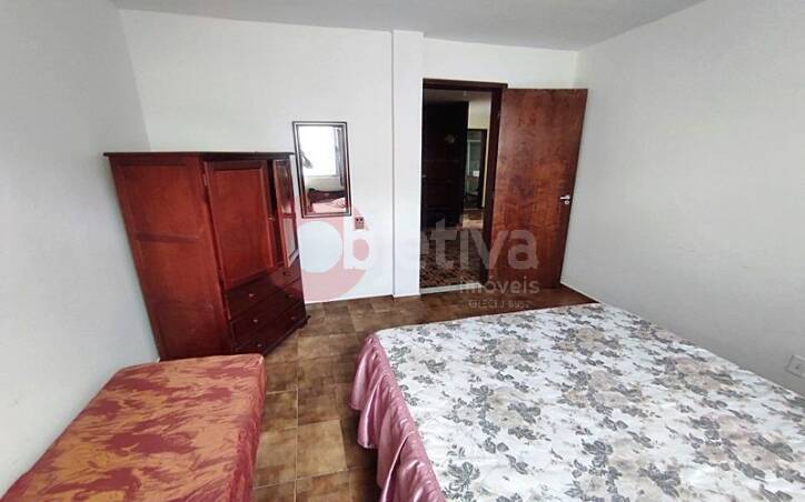 Cobertura à venda com 6 quartos, 220m² - Foto 9